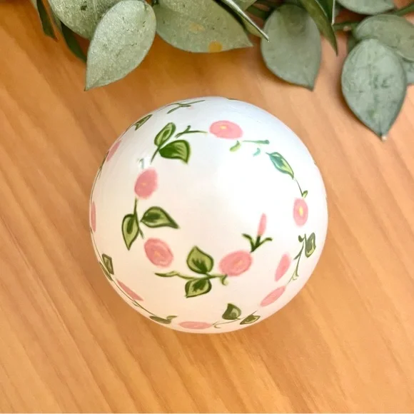 Ceramic Egg with Pink and Green Floral Design Signed Cheri - Picture 2 of 6